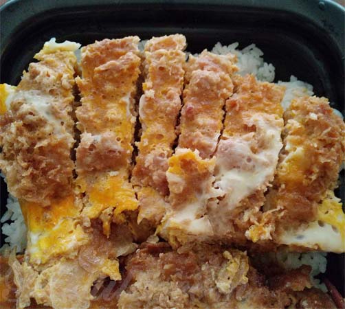 ロピアデカ盛り弁当ロースかつ4